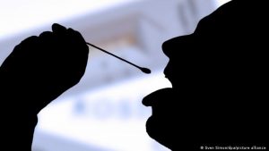 Almanya’da hızlı korona testlerinin satışı başladı