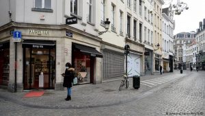 Belçika’da mahkemeden hükümete: Ya yasa çıkar ya da kısıtlamaları iptal et