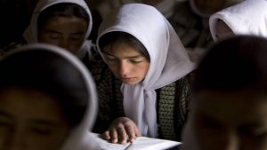 Afganistan’da ‘kız çocukları şarkı söylemesin’ kararı tepkilere yol açtı