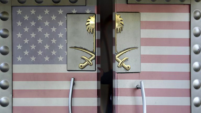 Biden Topu Taca Attı