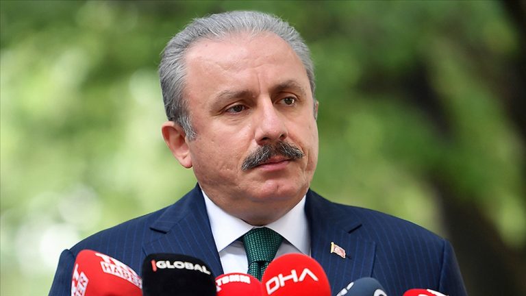 TBMM Başkanı Şentop: Türkiye’nin İhtiyacı Olan Yeni Anayasa Konusunda Elimi Taşın Altına Koymaya Hazırım