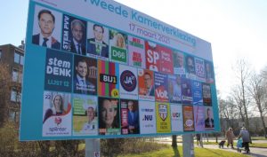 İlhan KARAÇAY araştırdı: Hollanda’da 150 kişilik parlamentoya 30 yabancı kökenli girecek