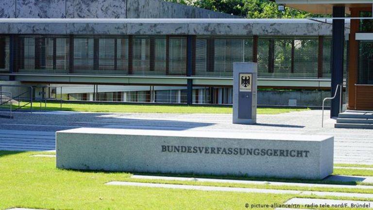Alman Anayasa Mahkemesi AB kurtarma fonuna itirazı reddetti
