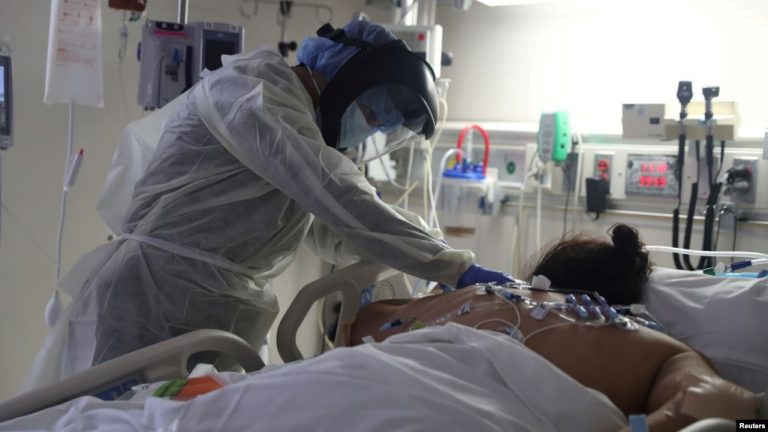 Koronavirüs: Türkiye’de bir günde en yüksek sayıda ölüm