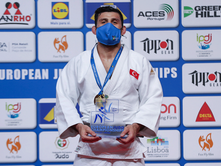 Gençlik ve Spor Bakanı Kasapoğlu’ndan, Vedat Albayrak’a tebrik