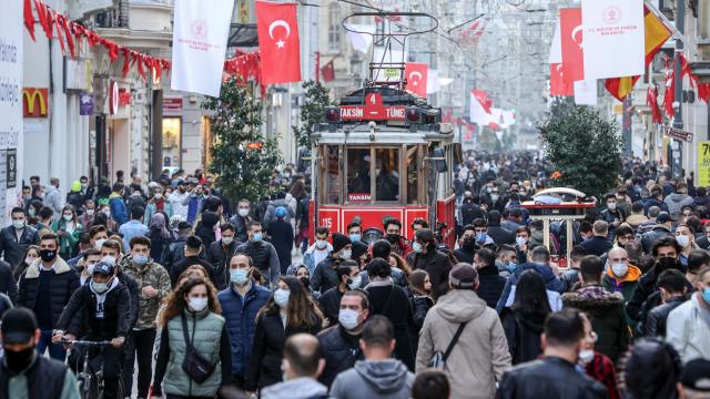 İstanbul’da vaka sayıları 1 ayda 10 kat arttı