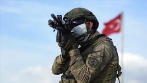 Taciz ateşi açan 4 PKK/YPG’li terörist etkisiz hale getirildi