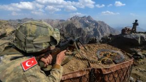 Terör örgütünden kaçan 5 PKK’lı teslim oldu