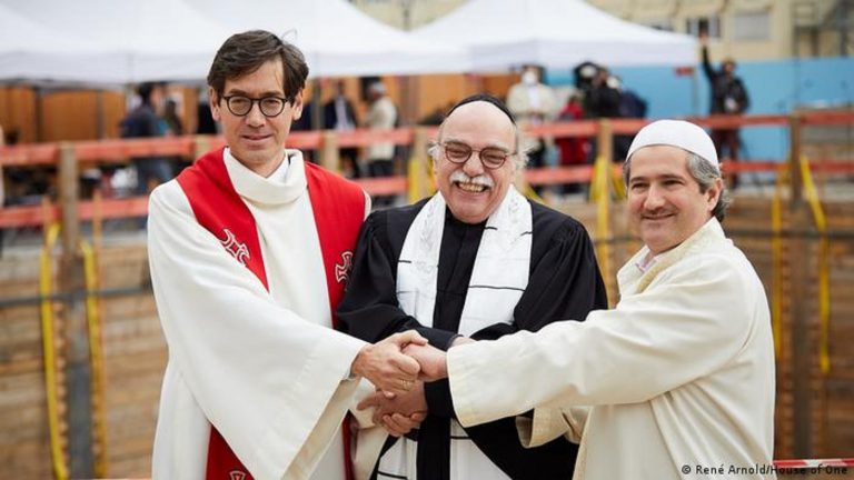 Almanya’da FETÖ’cülerin yer aldığı projeye 30 milyon euro destek