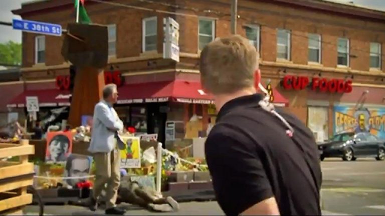 George Floyd’u anma programının yapılacağı alanda ateş açıldı