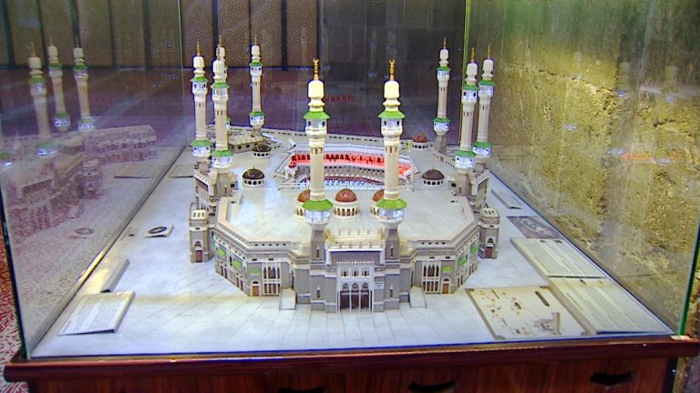 Kabe-i Muazzama, Mescid-i Nebevi ve Mescid-i Aksa’nın birebir maketini yaptı