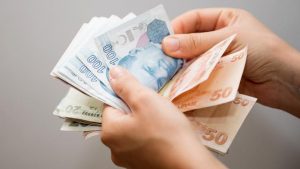 Kredilerini ödeyemeyen firmaların borçları yapılandırılacak