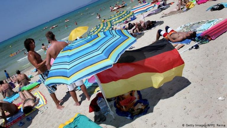 Almanlar tatil için kolları sıvadı: Türkiye ilk tercihler arasında