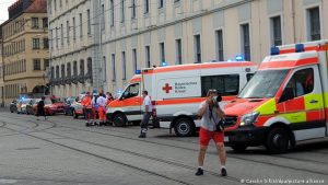 Almanya’da yayalara bıçaklı saldırı: Ölü ve yaralılar var