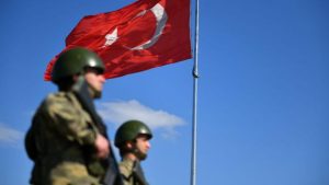 Yunanistan’a kaçmaya çalışan 2’si PKK’lı 3 kişi yakalandı