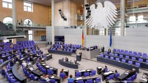 Almanya’da milletvekillerinin ek gelirleri arttı