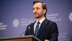 Fahrettin Altun’dan Adalet Divanı’na başörtüsü tepkisi