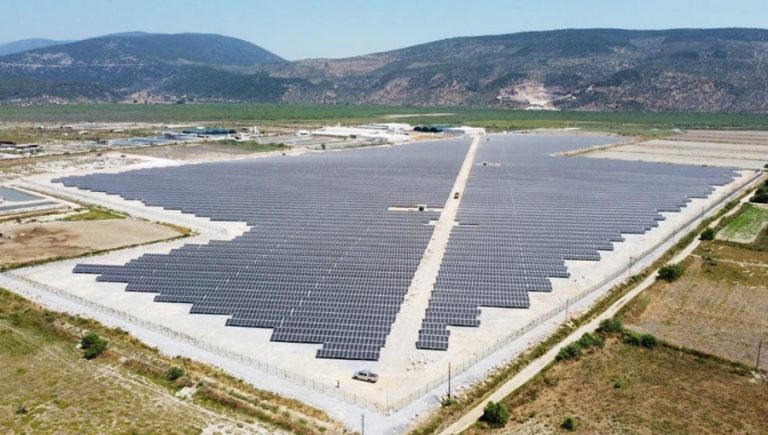 Ege’nin Güneşini Enerjiye Çeviriyor