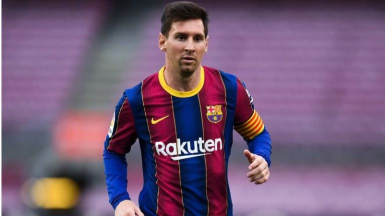 Messi Barcelona’dan ayrıldı