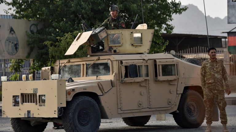 Taleban’dan Kandahar Havaalanı’na Saldırı