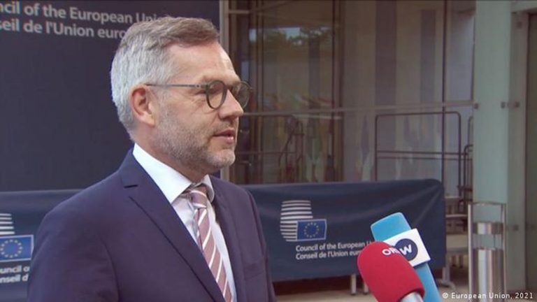 Roth: Afganistan’dan “göç baskısı” artacak