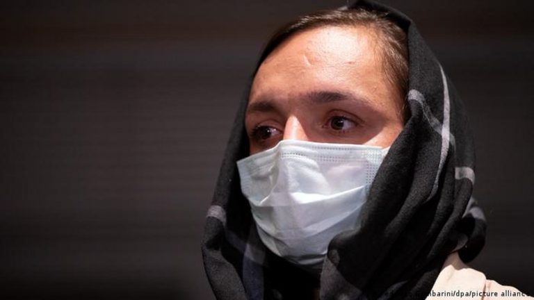 Afganistan’ın ilk kadın belediye başkanı Almanya’da