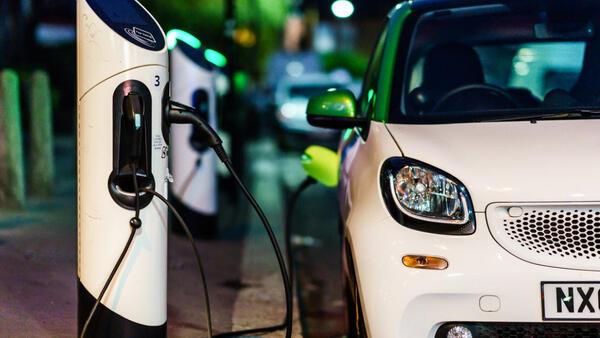 Amerika’da Elektrikli Araç Üretimini Arttırma Çabası