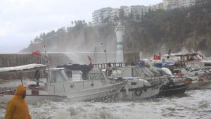 Antalya’da hafta sonu yağış beklentisi