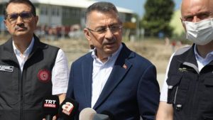 Cumhurbaşkanı Yardımcısı Oktay afet bölgesinde: Su, beslenme ve barınmada sıkıntı yok