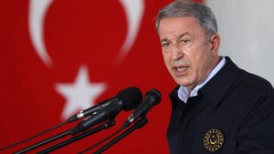 Bakan Akar’dan Rum Kesimi’ne Atatürk tepkisi: Şiddetle reddediyor, kınıyoruz