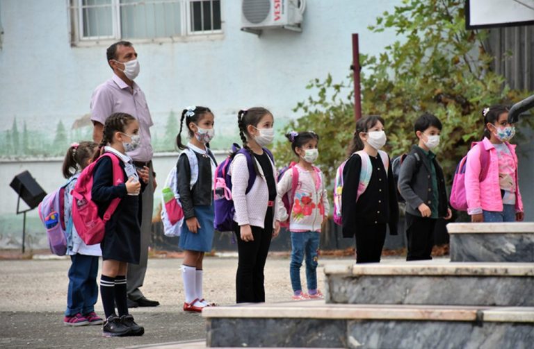 SETA’dan “Yüz Yüze Eğitim” Önerisi