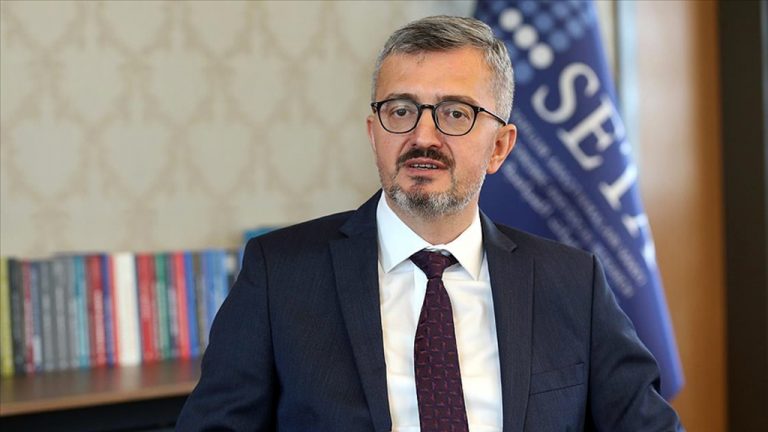 SETA Genel Koordinatörü Prof. Dr. Burhanettin Duran Düzensiz Göçmen Meselesini Değerlendirdi