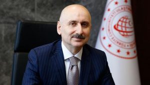 Bakan Karaismailoğlu: Hayatın normal akışına dönmesi için yoğun çaba sarf ediyoruz
