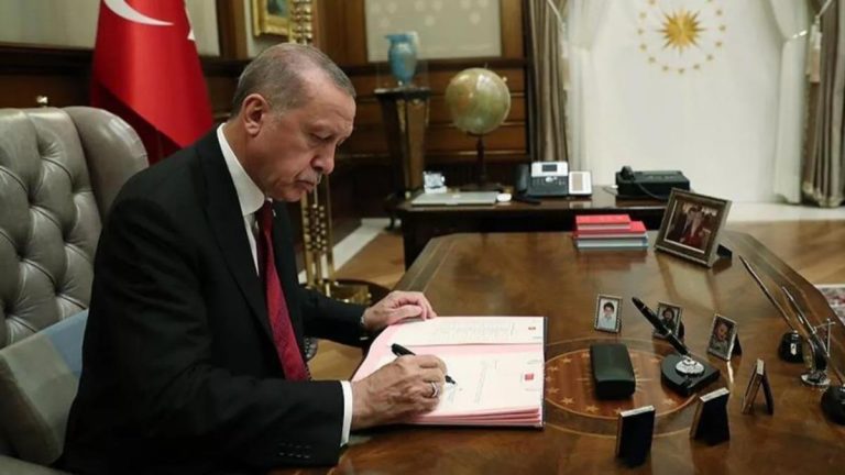 Milyonlarca öğrenciye müjdeli haber! Başkan Erdoğan YKS kararını açıkladı