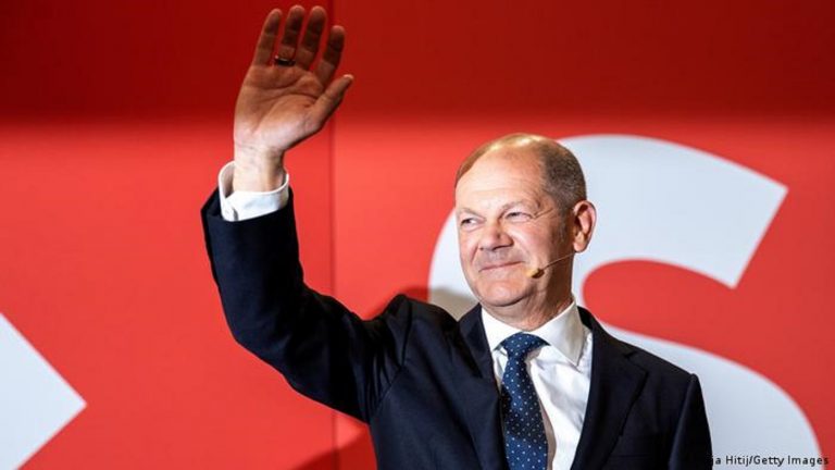 Seçim akşamı neler yaşandı?