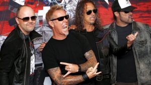 Heavy metal müziğin dev ismi Metallica, efsanevi Black Album’ün 30. yıl dönümünü kutluyor