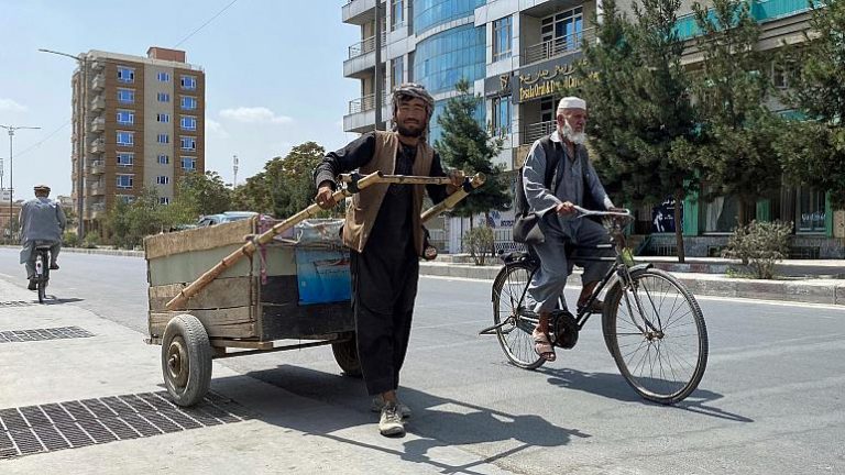 Afganistan’da açlık krizi kapıda, BM’nin gıda stokları bu ay bitiyor