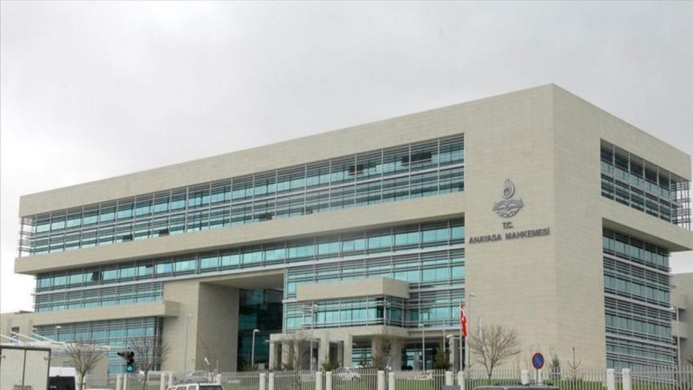 AYM, kapatılması istemiyle açılan davada HDP’nin savunma için ek süre talebini kabul etti