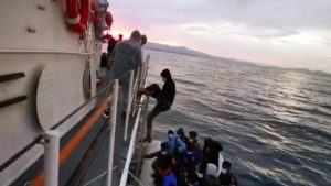 Richard Gere, aşırı sağcı Salvini aleyhinde tanıklık edecek