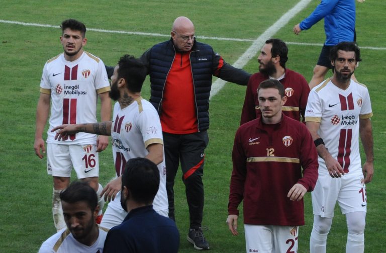 İnegölspor Teknik Direktörü Şimşir, ”Çok iyi oynamadık ama çok iyi mücadele etti”