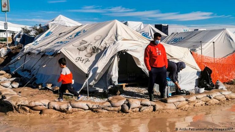 Ege adalarında sığınmacı sayısı azaldı