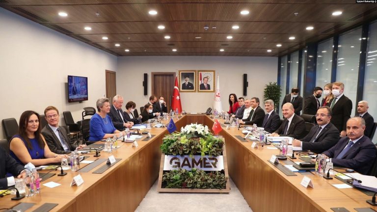 Avrupa Birliği Yetkilisi Göçmenler İçin Ankara’da