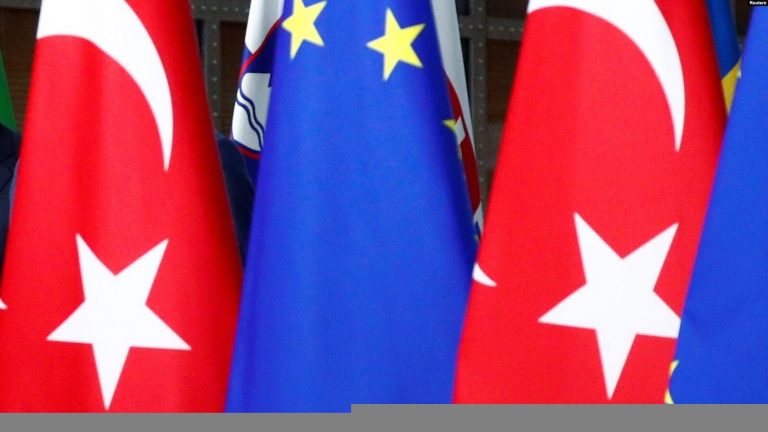 AB Türkiye Raporunu Yayınladı Türkiye Eleştirdi