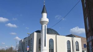 Fransa’da bir cami daha kapatılıyor