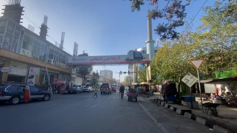 TRT Haber ticaretin durma noktasına geldiği Kabil sokaklarında