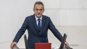 Milli Eğitim Bakanı Özer TBMM’de yemin etti
