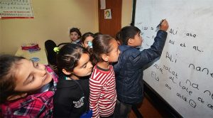Araştırma / Türkiye’deki Suriyeli Öğrencilerin Eğitime Katılımı ve Toplumsal Uyumu