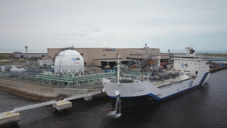 Japonya, sıfır karbon emisyonu hedefine ulaşmak için ‘yeşil hidrojene’ yatırım yapıyor