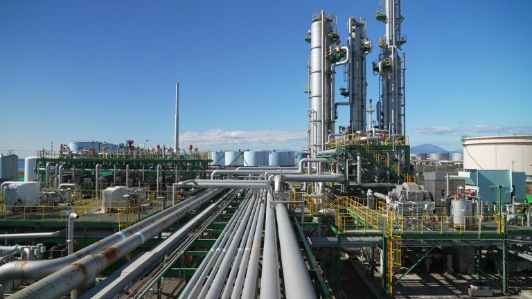 Japonya’nın karbondioksiti yakalama, depolama ve kullanma konusundaki öncü teknolojilerini keşfedin