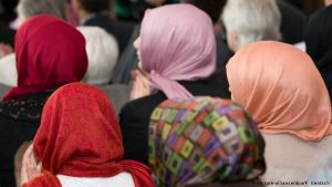 Avrupa Konseyi’nin başörtüsü kampanyasına Fransa vetosu